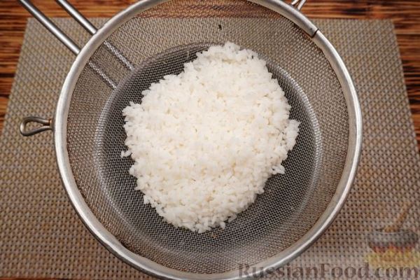 Рыба, запечённая с рисом и сыром, в фольге