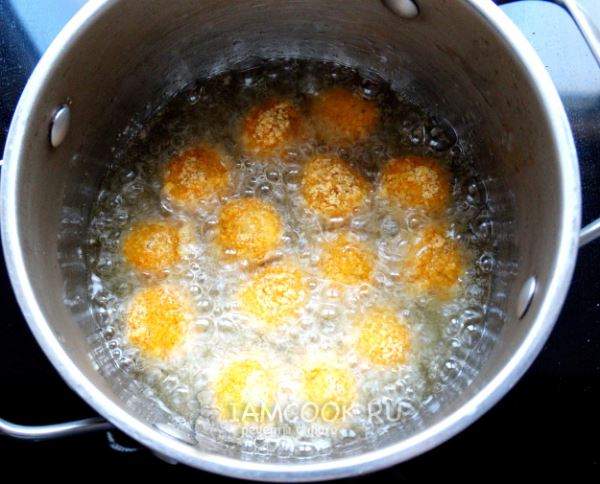Сырные шарики из моцареллы